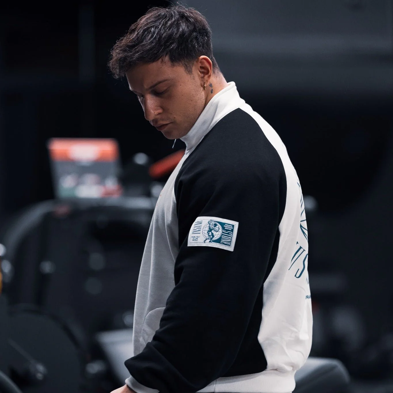 Olympia Vintage Tracksuit - ESSENTIAL - Image 12