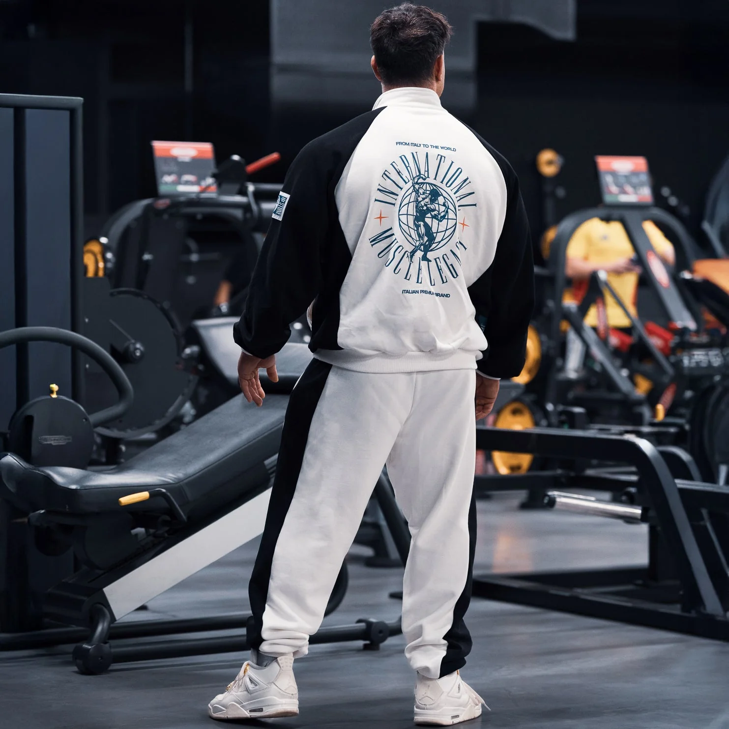 Olympia Vintage Tracksuit - ESSENTIAL - Image 2