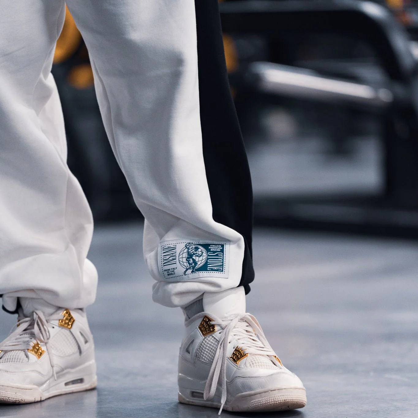Olympia Vintage Tracksuit - ESSENTIAL - Image 8