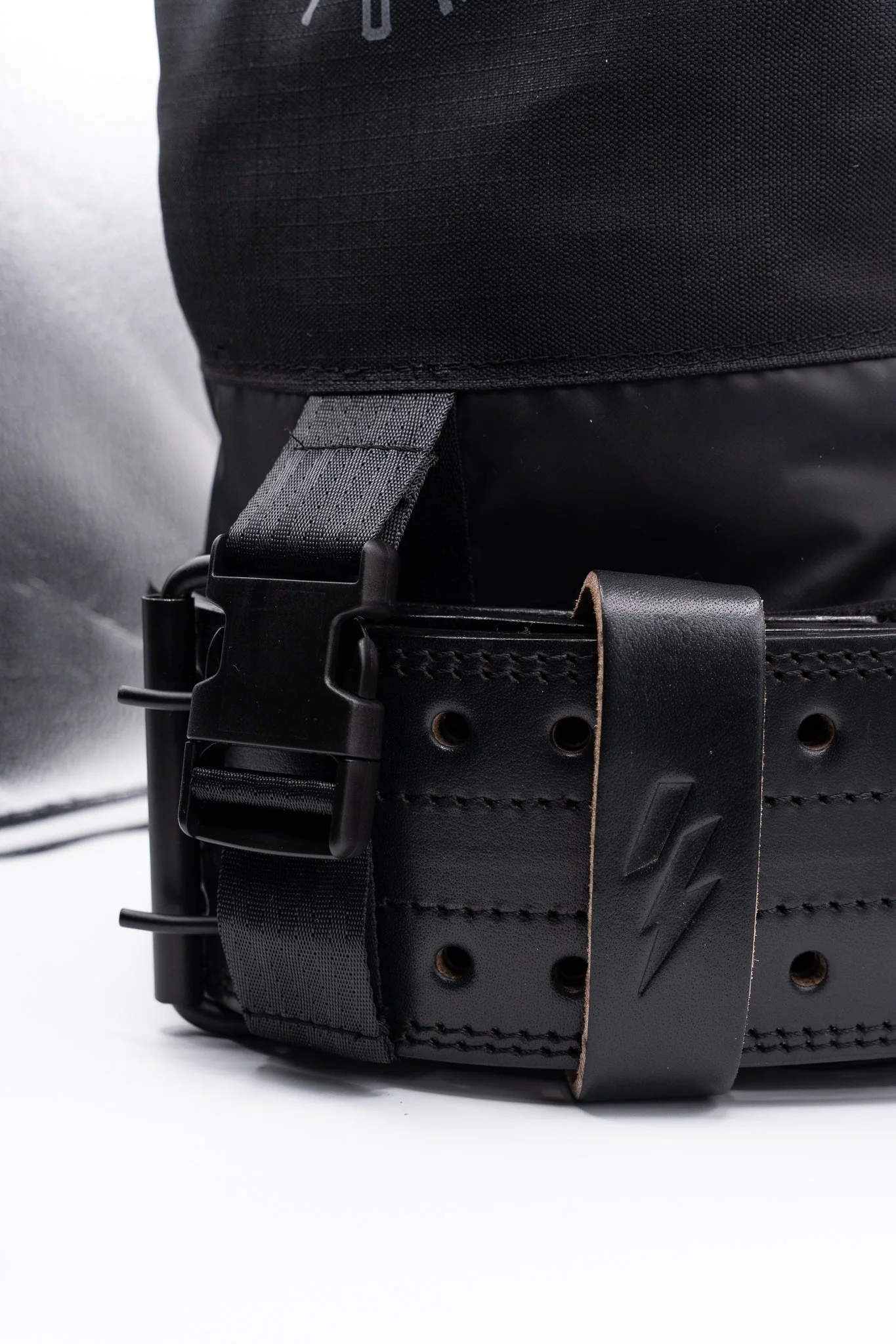 URBAN GYM BAG - Black - Image 9